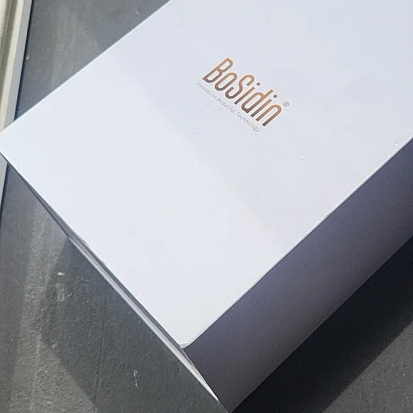 Green and Gold Hair Removal Device - Picture 5 of 5